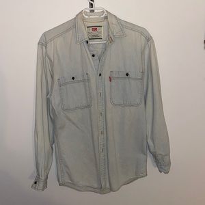Levis jean jacket/ long sleeve shirt